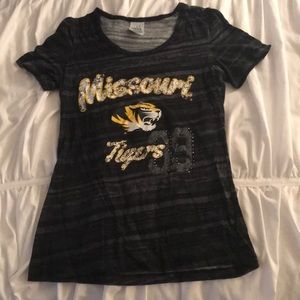 Women’s/girls Missouri tigers T-shirt